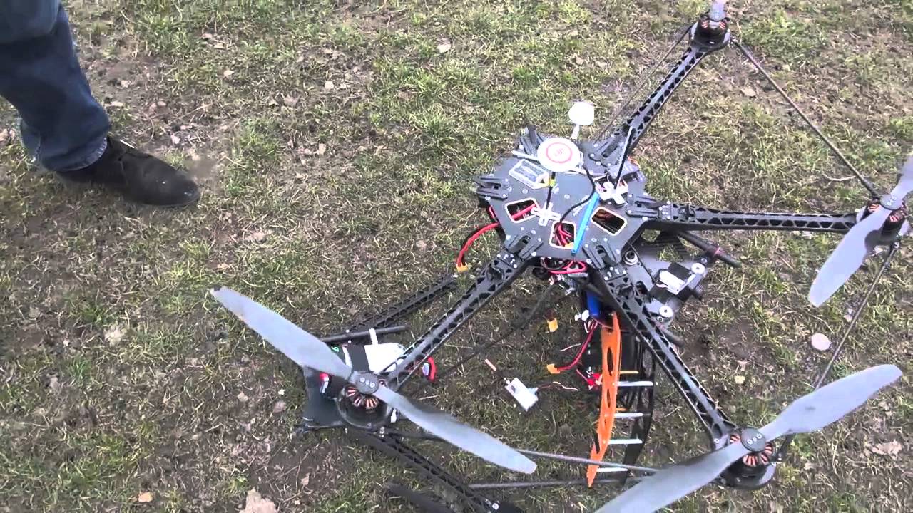 Drone crash paris